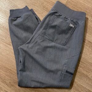 FIGS Zamora Jogger High Waisted medium petite graphite color